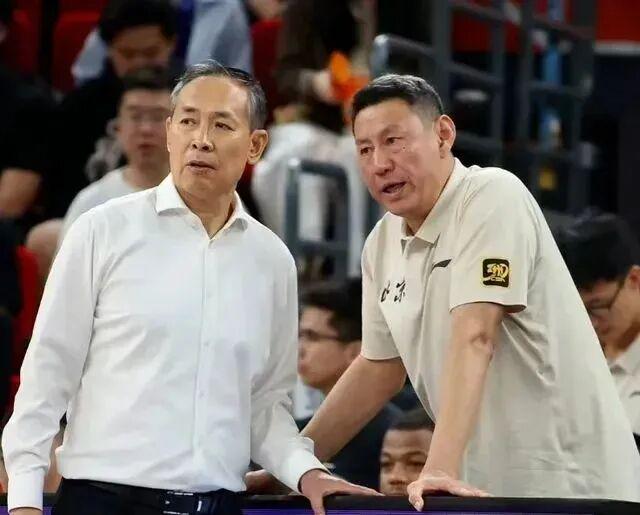 乐鱼体育文班亚马自信发声:马刺不会浪费精力,一场一场来