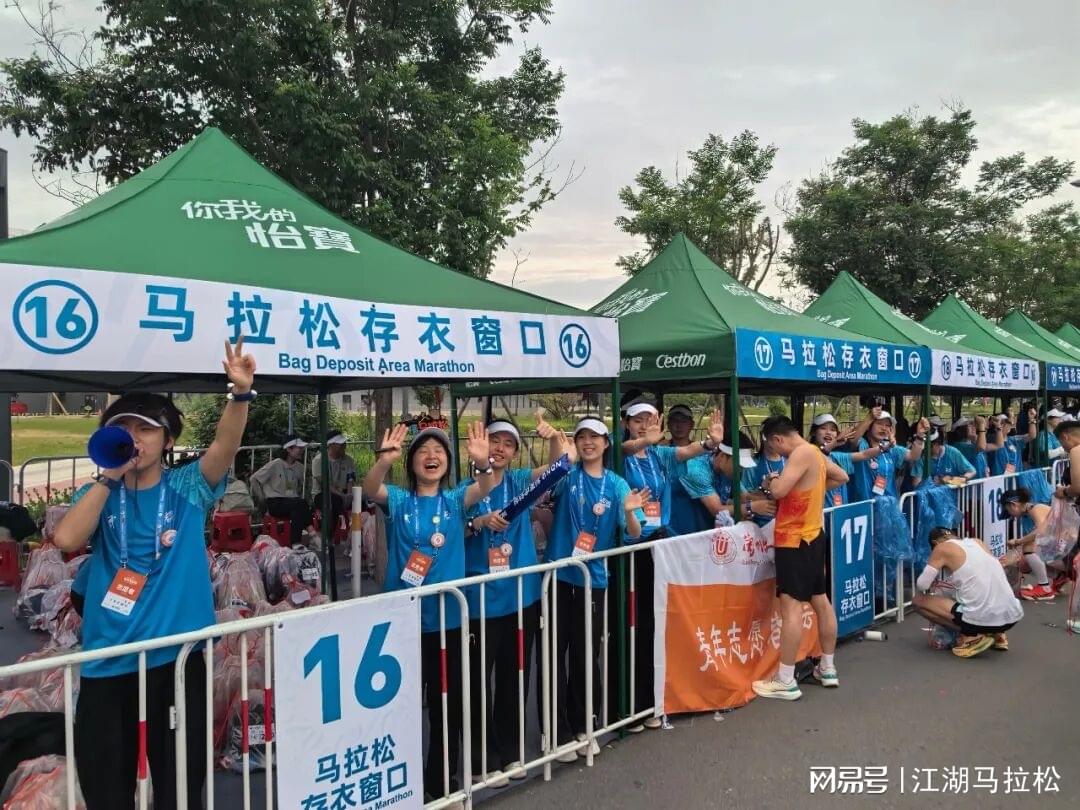 乐鱼体育-斯普利特离任,开拓者最大受益者一目了然!