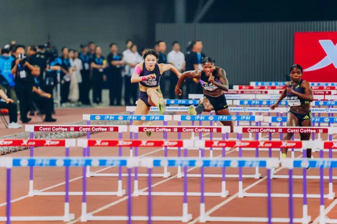 疯狂!4年1.8亿!篮网抢了湖人里夫斯!