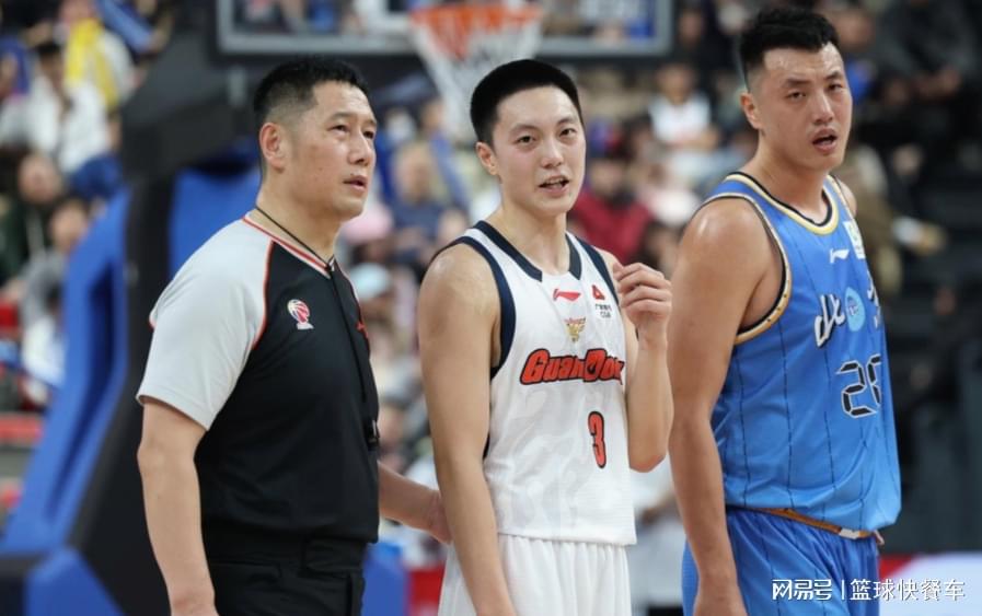 哈勒斯登男孩距NBA冠军一步之遥,已成系列赛标志