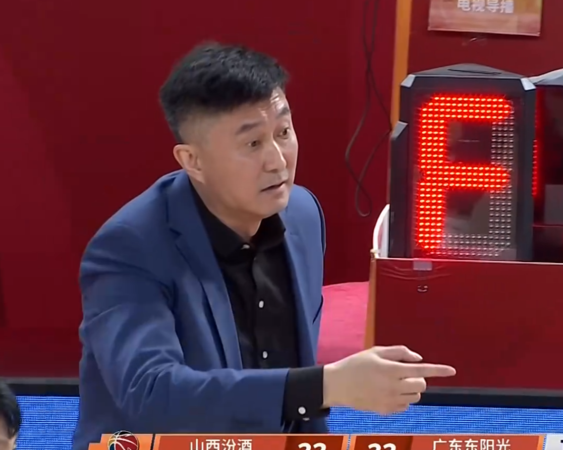乐鱼体育尼克斯树立的残酷建队范本,全联盟29支球队都很难复刻!