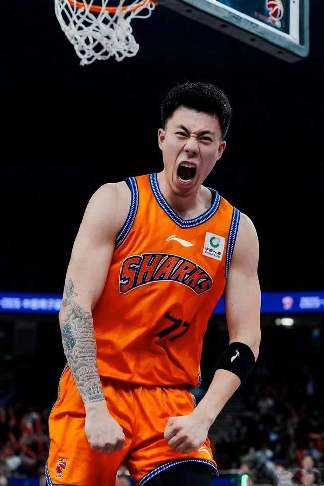 乐鱼体育-至于吗?马刺老板儿子社媒评论,提醒福克斯妻子即将卷铺盖走人