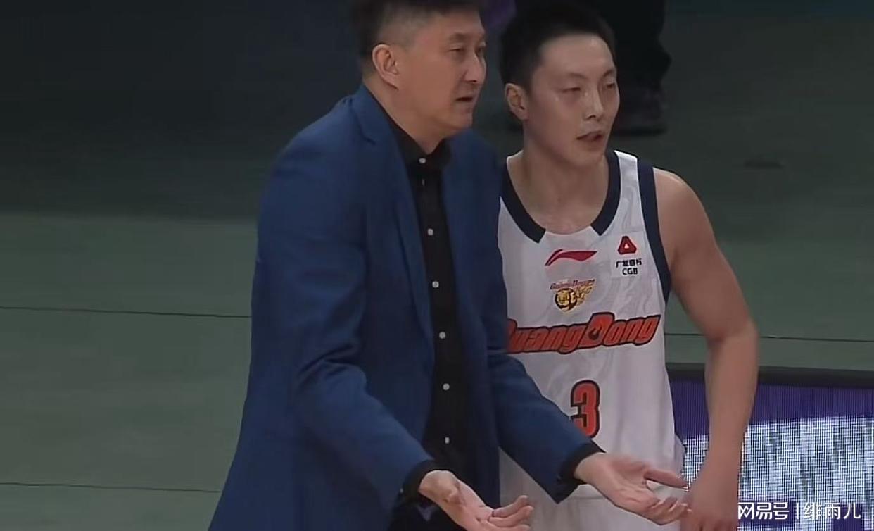 乐鱼体育NBA首支单赛季双冠王,尼克斯两项决赛均成功战胜马刺
