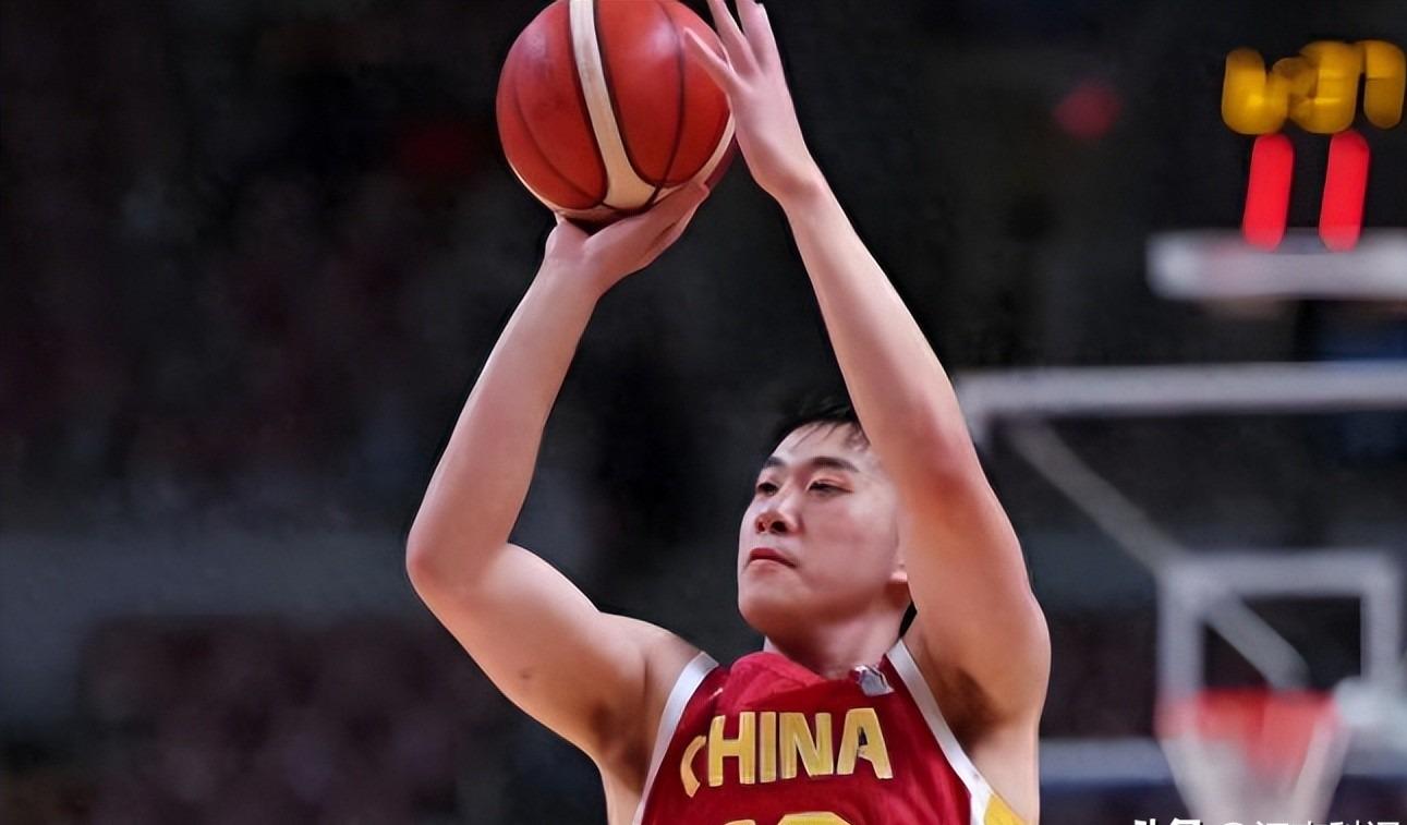乐鱼体育湖人终于开窍!欲3换1引进顶级内线,三巨头成雏形,詹姆斯尴尬