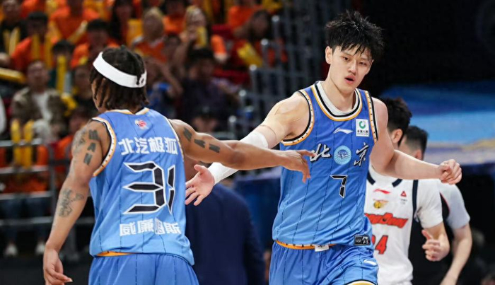 乐透大热人选:我一直在模仿班凯罗、纳兹