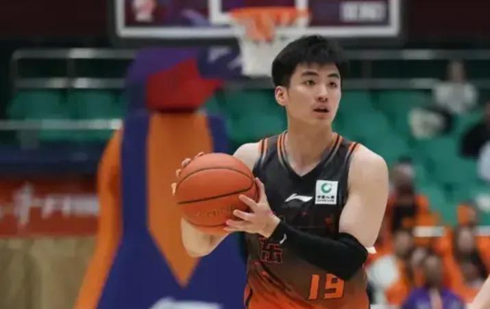 尼克斯夺冠将登吉米今夜秀