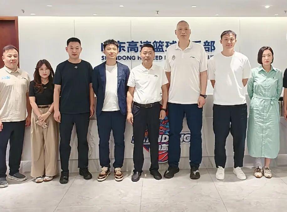 乐鱼体育3换1!倒贴首轮签!全队都别防守了