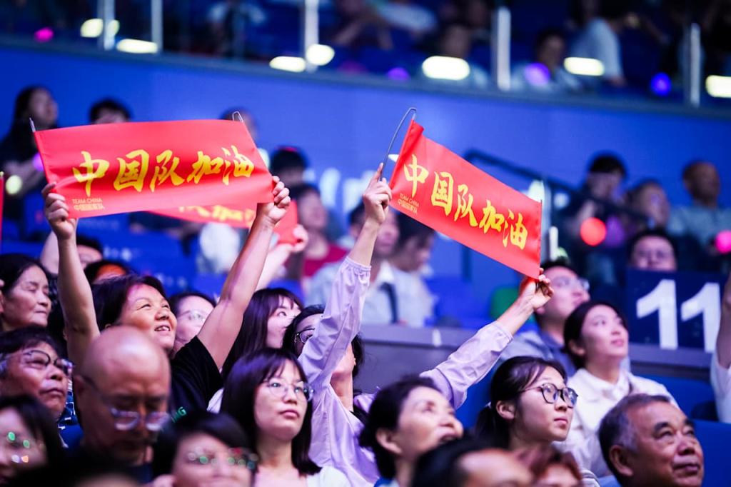 拉塞尔夺加泰排位赛杆位