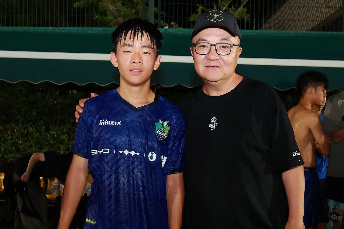 乐鱼体育拉杜卡努晋级女王赛决赛致谢团队