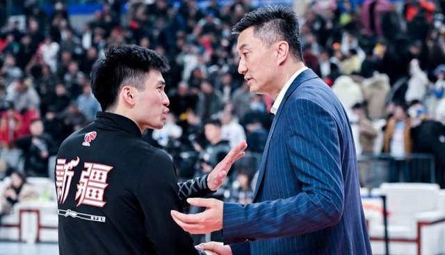 加拿大公开赛第三轮 本土小将冲冠