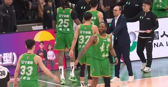 力压沙特门将奥韦斯,巴尔韦德当选FIFA全场最佳球员